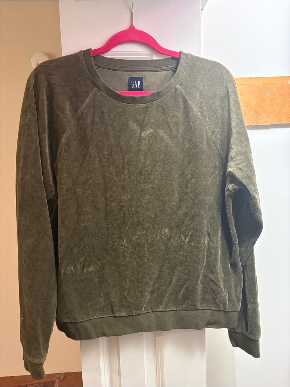 GAP Olive Green Crewneck Pullover Sweater